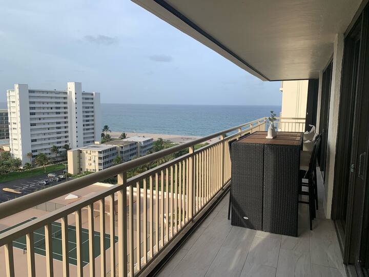 Oceanfront, Singer Island, West Palm (Sleeps 6) - Riviera Beach, FL