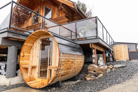 Views, Hot Tub, Sauna, Cold Plunge, PuttPutt