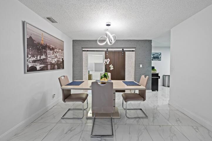 Serenity Breezy Home gallery image 2