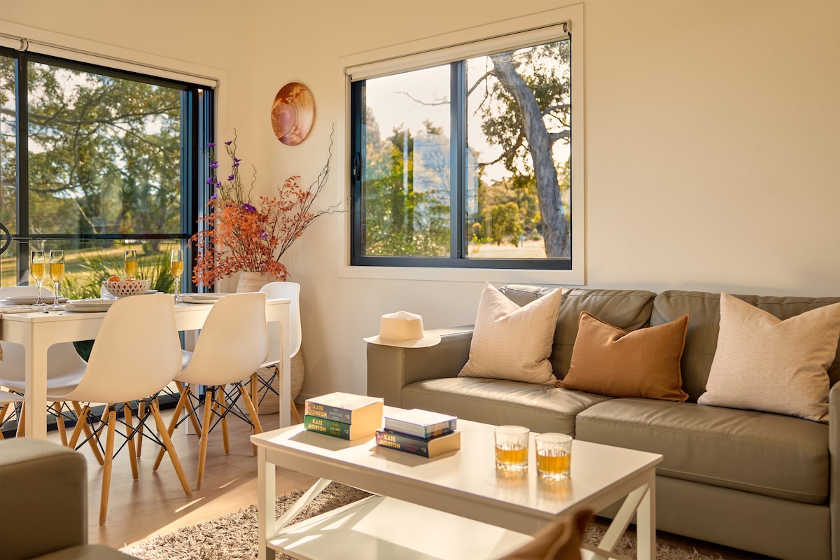Top performing Airbnb: Gumleaf in Coles Bay