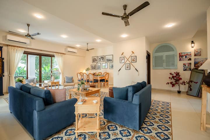 Living room image 3