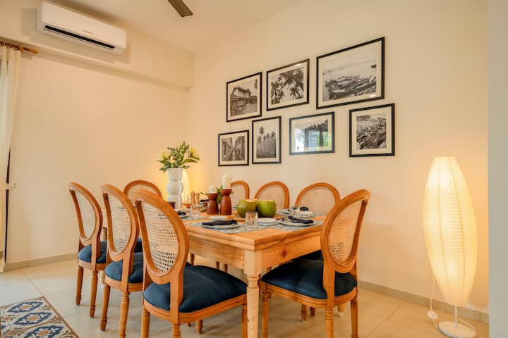 Dining area image 1
