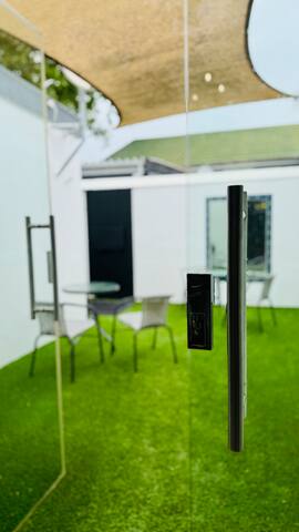 2-Bedroom Cottage with Braai, Fireplace near Beach gallery image 3