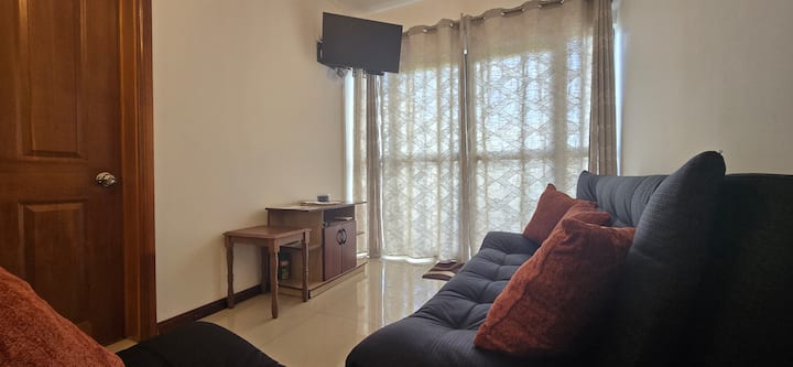 Chic & Cosy: 2 Bdr Pool Apt:2min Wlk To The Beach: - Mauritius
