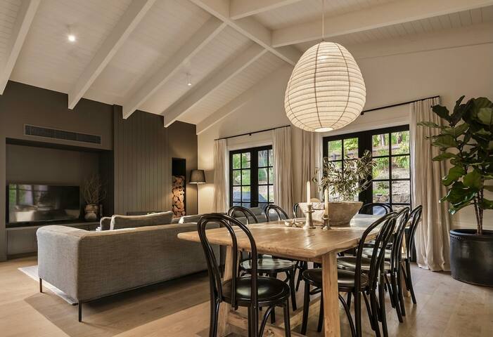 Stonewood House Red Hill gallery image 4