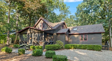 Close to New Buffalo, South Bend, Walk to Lake