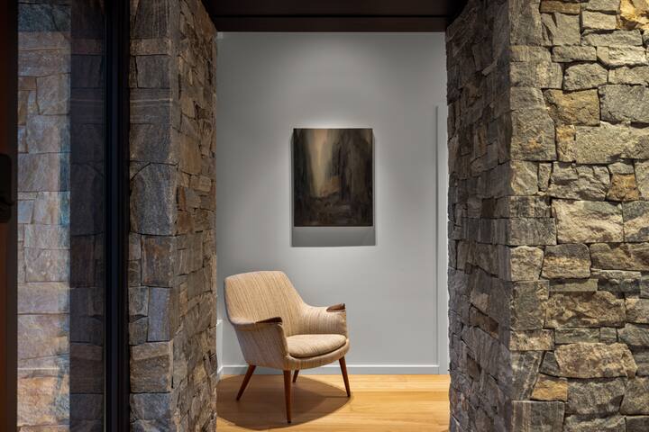 Oakmere House on Portage Inlet gallery image 2