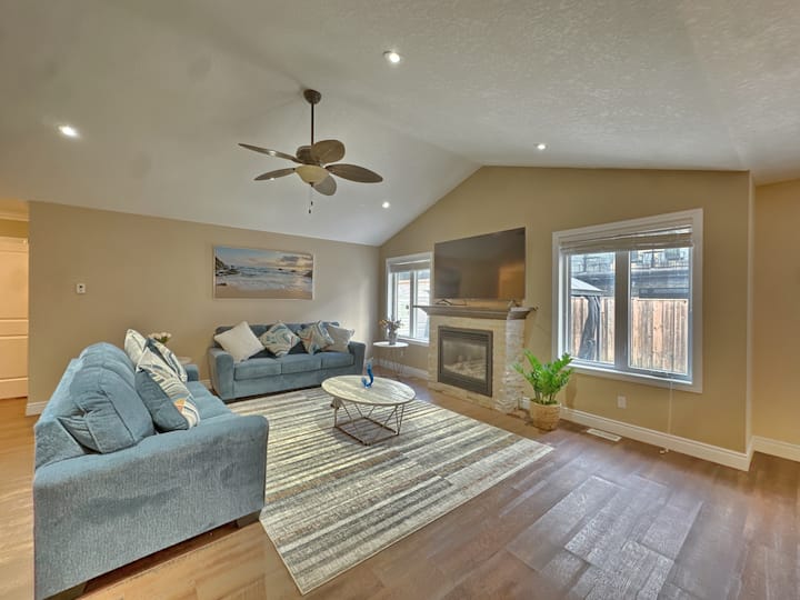 The Queen's Cottage - Grand Bend