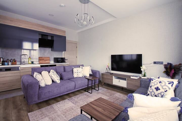 No:9 – Excellent 3 BR Flat in the Heart of Fatih gallery image 5