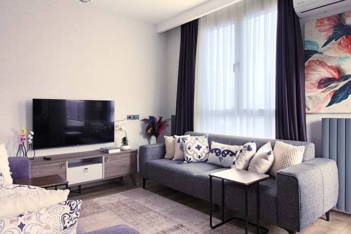 No:9 – Excellent 3 BR Flat in the Heart of Fatih gallery image 2