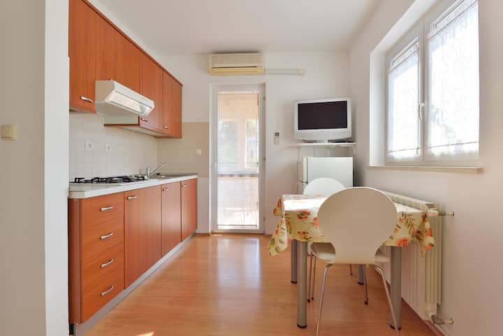 Cozy Apartment Flower For Two Near The Center - Rovinj