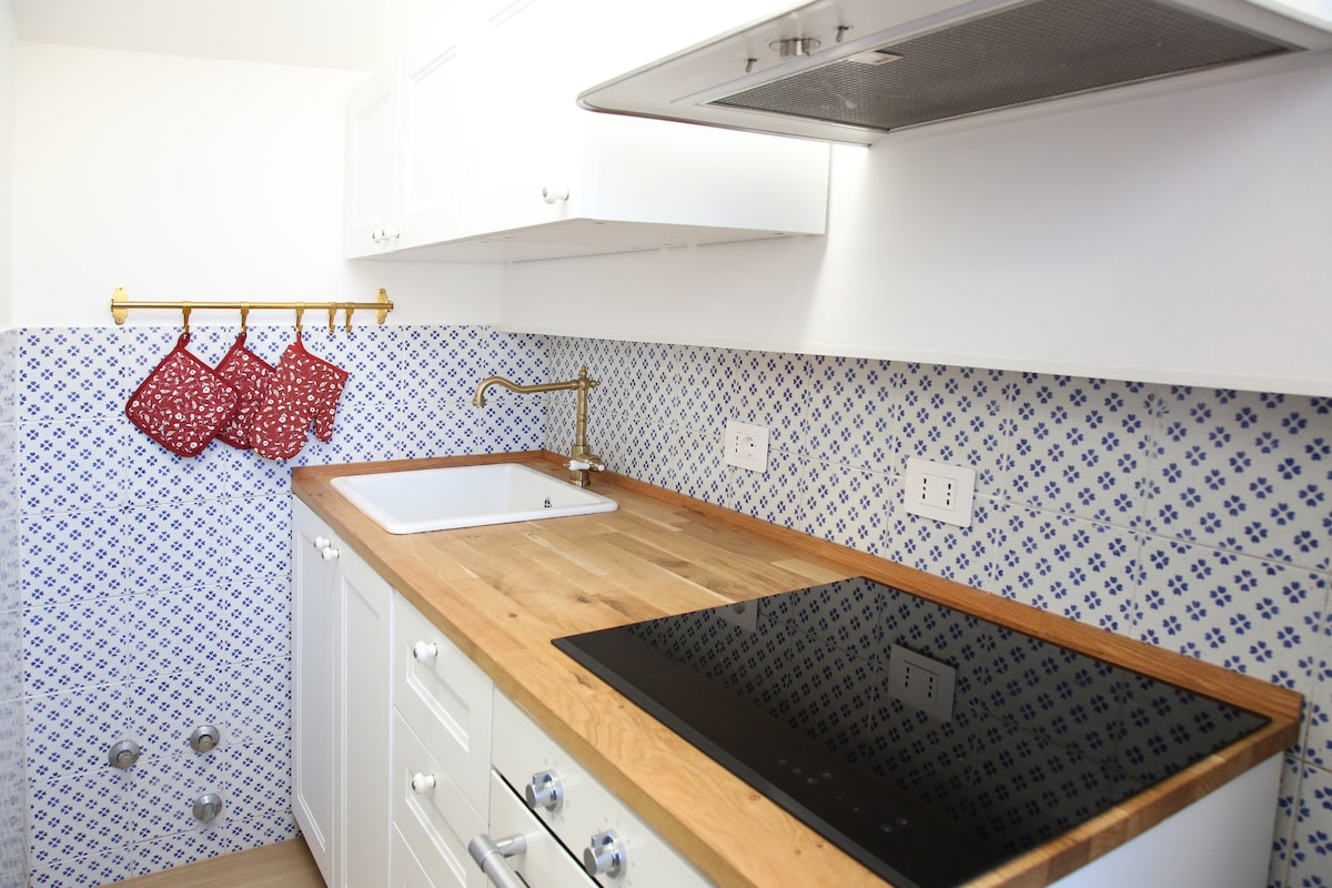 Annuncio Airbnb popolare: The Attic of the Center a Bergamo