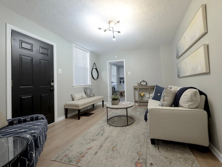 The All Saints Suite At Carroll Creek Park - Frederick