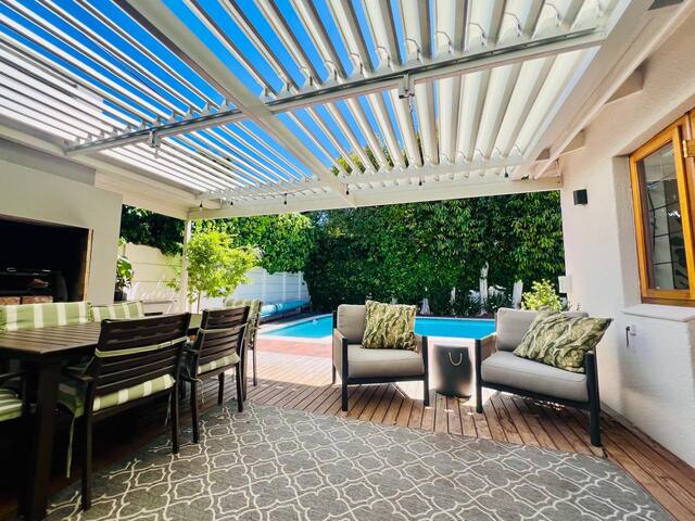 Spacious House with Pool gallery image 4