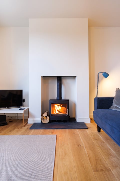 Popular Airbnb listing: Workman’s cottage in Southstoke