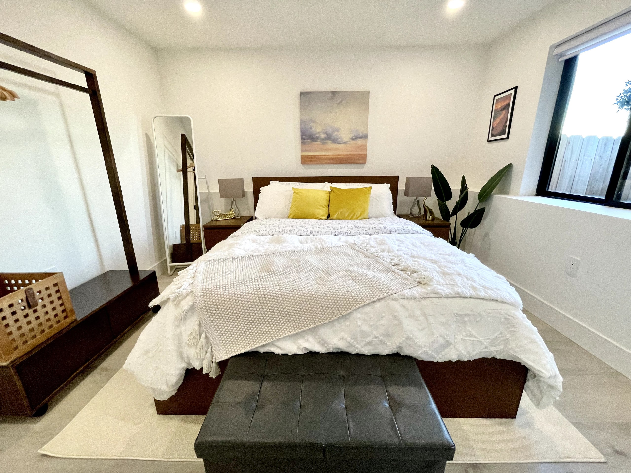 Home in San Francisco · ★4.91 · 2 bedrooms · 3 beds · 1 bath - Image 33