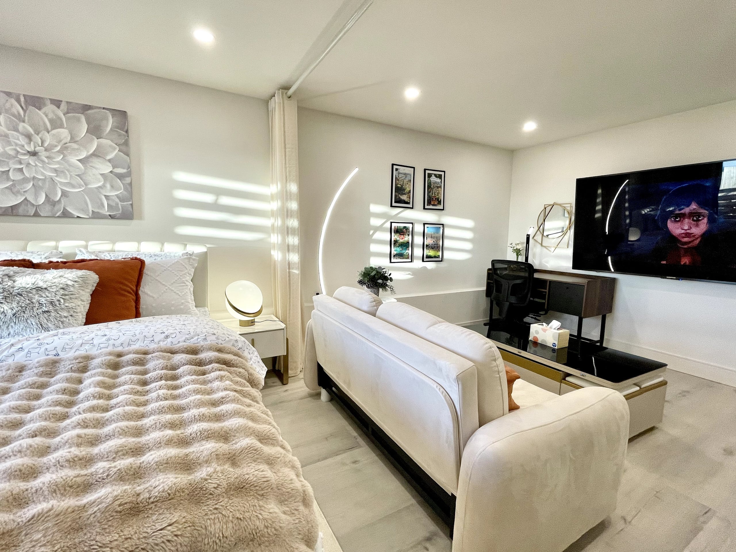 Home in San Francisco · ★4.91 · 2 bedrooms · 3 beds · 1 bath - Image 28