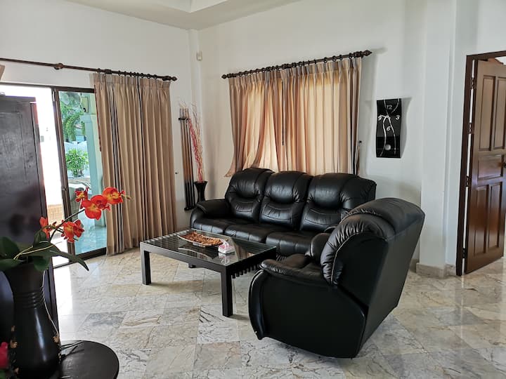 3 1/2 Zimmer Pool-villa Mit Whirlpool - Hua Hin