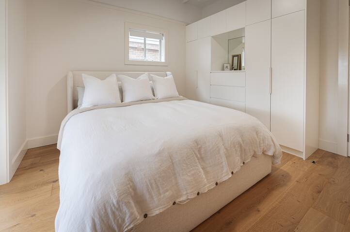 The Retreat gallery image 2