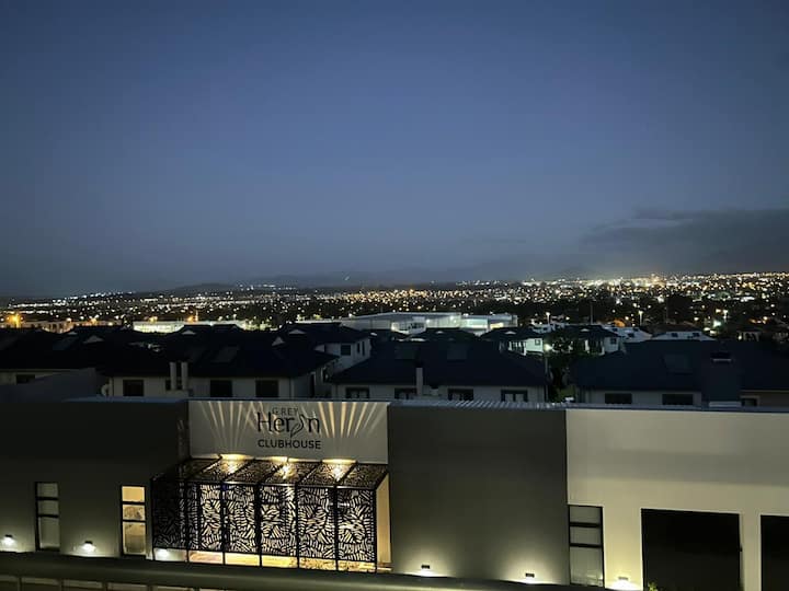 Stylish New Apartment, Cape Town