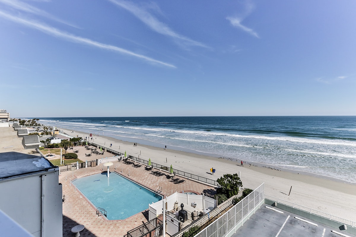 Oceanfront Studio Oasis