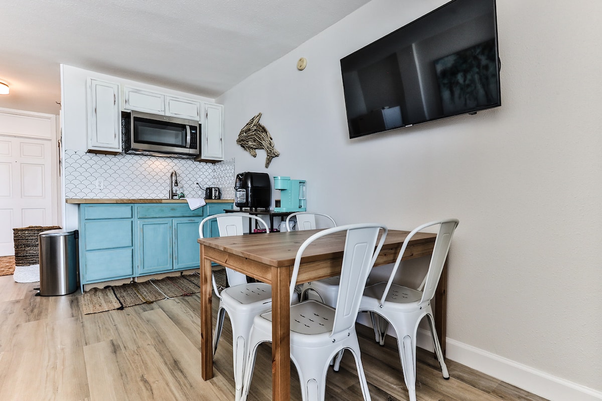 Oceanfront Studio Oasis
