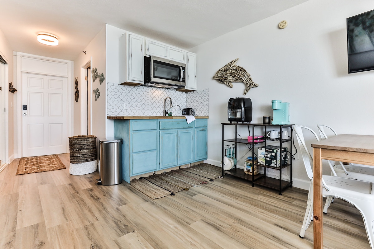 Oceanfront Studio Oasis