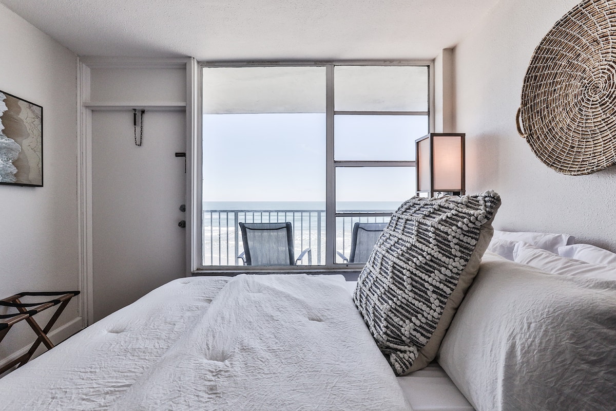 Oceanfront Studio Oasis