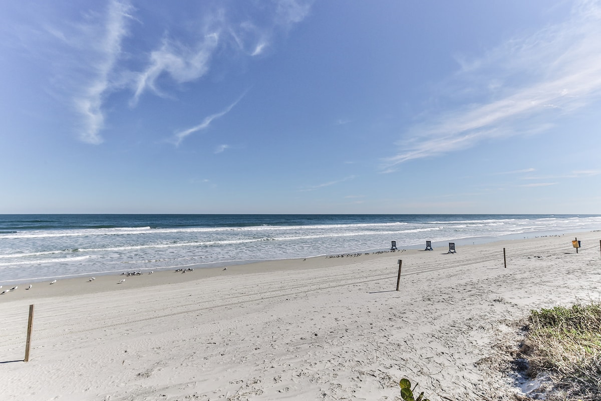 Oceanfront Studio Oasis