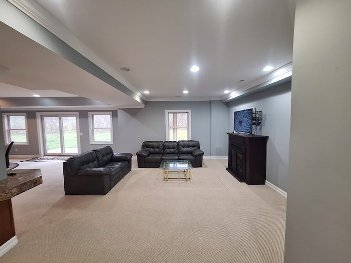 Completely Independent Spacious Basement Apartment - Montrose, MI