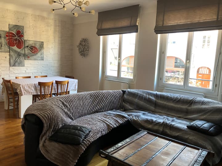 Un Appartement En Centre Ville. - Blois