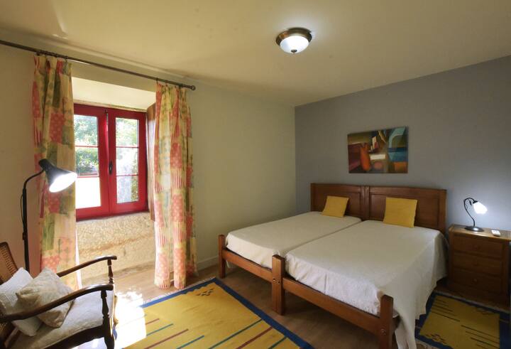 Apartmán s vlastnou kúpeľňou, moderná sprcha.