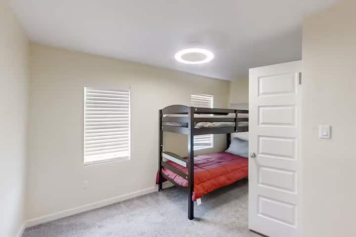 غرفة النوم 2