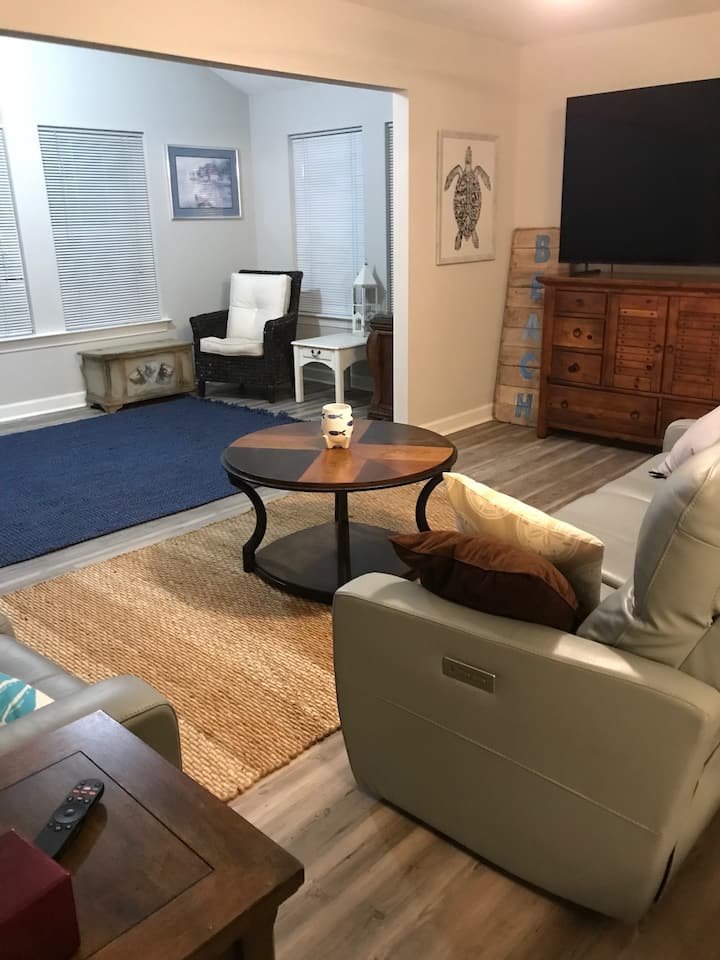 Nice Murrells Inlet Condo Free Beach Pass - Murrells Inlet, SC