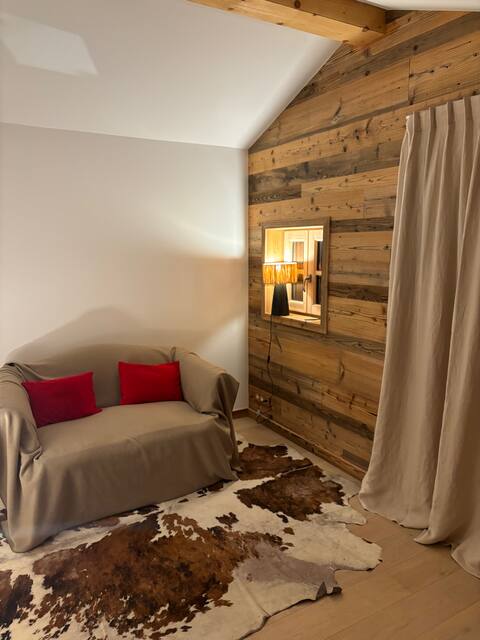 Annonce Airbnb populaire: Small cozy cottage in the center. à Morzine
