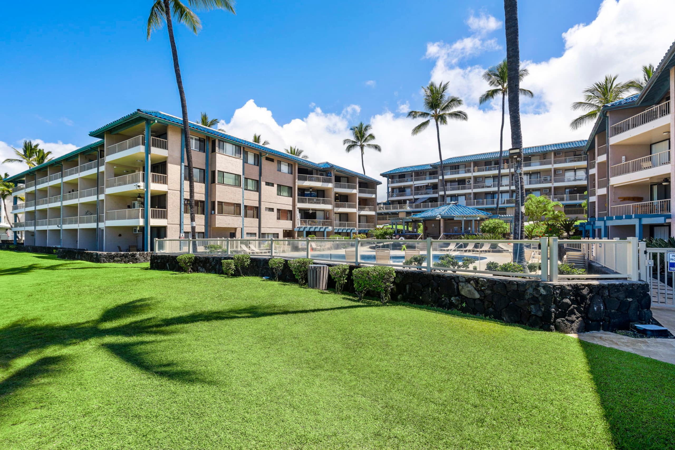 Condo in Kailua-Kona · ★5.0 · 1 bedroom · 2 beds · 1 bath - Image 15