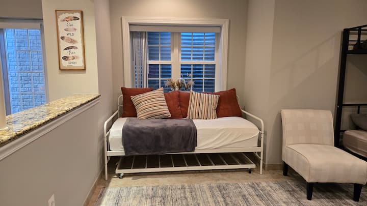 Basement Suite Private Entrance - Fairfax, VA