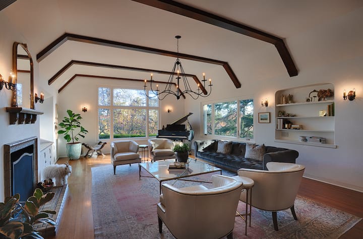 Timeless Elegance-5br 1930s Home - Sebastopol, CA
