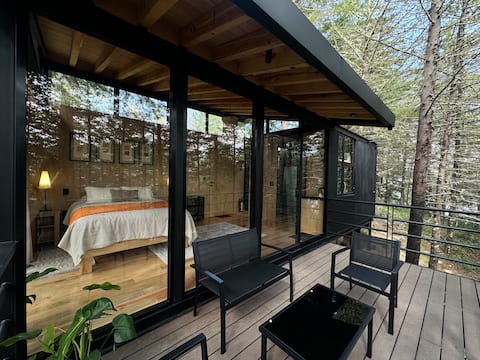 Los Cuervos Cabin - The House of the Four Winds