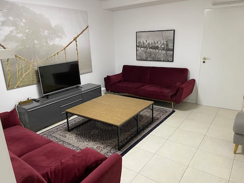 Top performing Airbnb: AK5 103 2BR Munich Suite in Ludwigsvorstadt Kliniken