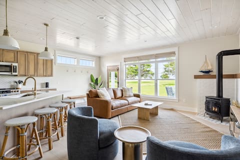 Private - Coastal Home - Blue