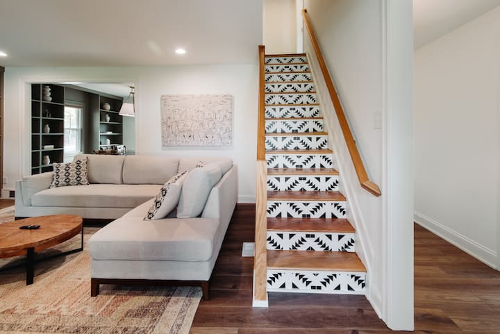 Luxe Allen Stadium Home|3 Blocks Away|hot Tub - Hamburg, NY