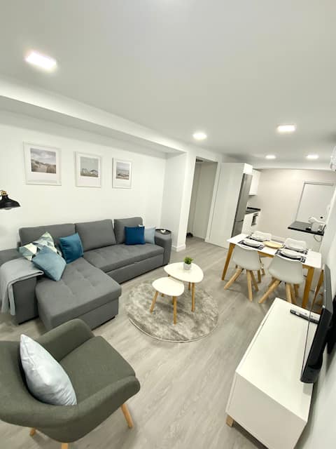 Successful Airbnb property: Centrally located apartment in front of the Port of Malaga in Málaga