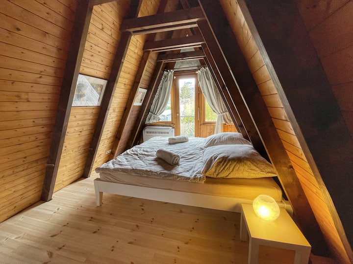 Schlafzimmer 1