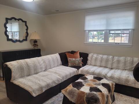 Newly renovated 2 bedroom home in Tysons