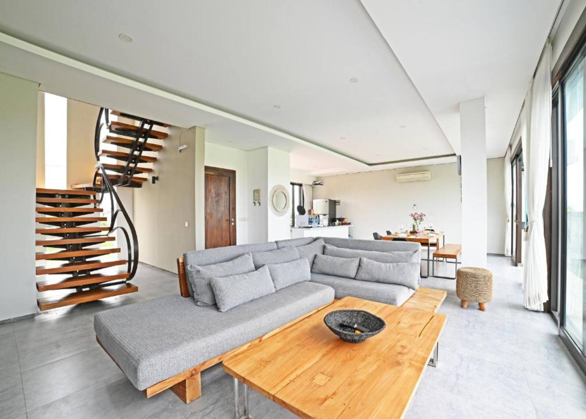 Modern Central Haven 4 Bedroom Private Villa in Seminyak 2