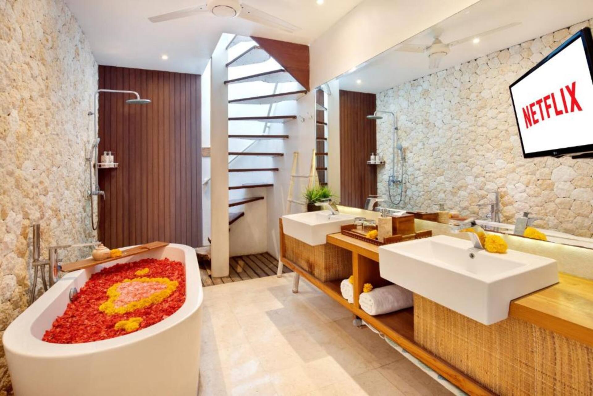 Charming Poolview Nook 1 Bedroom Private Villa in Jimbaran 3