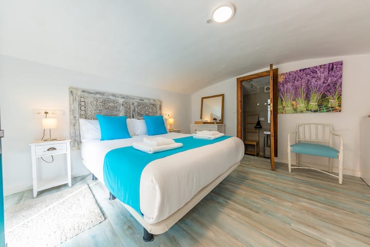 Habitación Doble Lavanda - Torremolinos