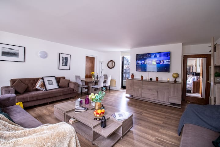 Elegant 2-Bedroom Apartment Opposite Green Park