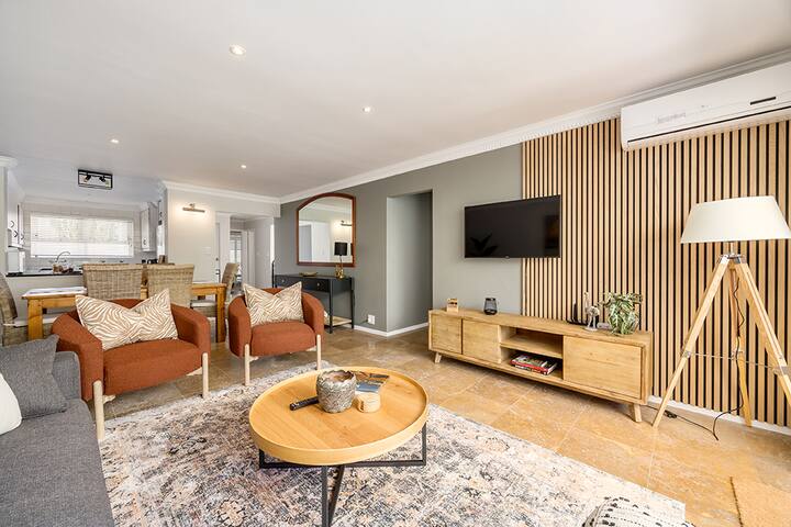 The Island Beach House gallery image 2